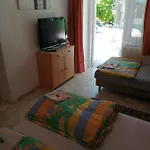 Kéktúrás-tóra Nyíló Badacsonyi Privát Bérlemény Apartamento