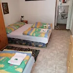 Kéktúrás-tóra Nyíló Badacsonyi Privát Bérlemény
