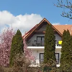 Kéktúrás-tóra Nyíló Badacsonyi Privát Bérlemény Apartamento