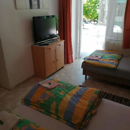Badacsonyi Kéktúrás-Tóra Nyíló privát bérlemény Appartement