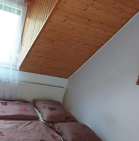 Apartament Kekturas-tora Nyilo Badacsonyi Privat Berlemeny