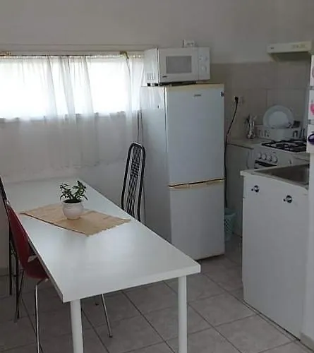 Kekturas-tora Nyilo Badacsonyi Privat Berlemeny * Badacsonytomaj